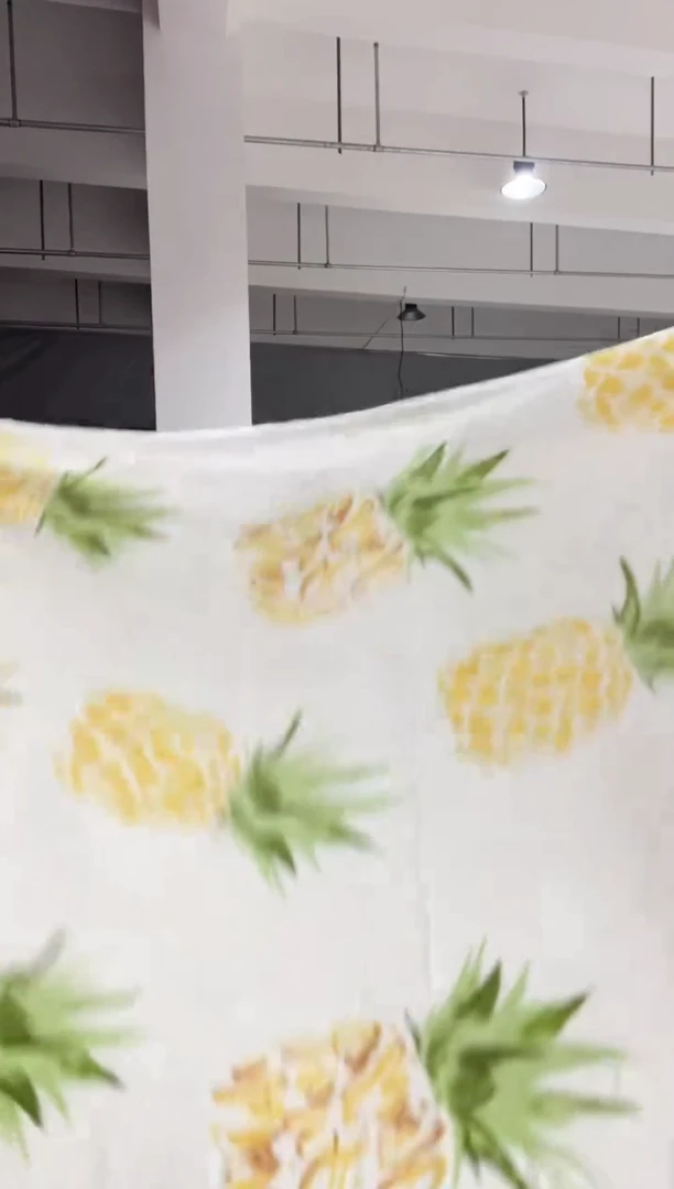 牛奶绒主播手上展示的