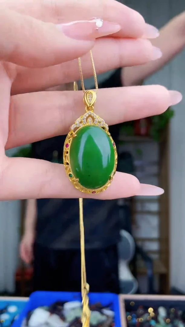 和田玉未镶嵌挂件拍一发一，多样性发货！