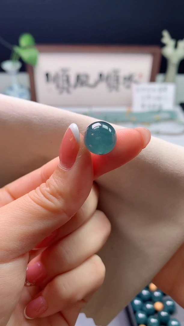 翡翠未镶嵌颈饰0130531517