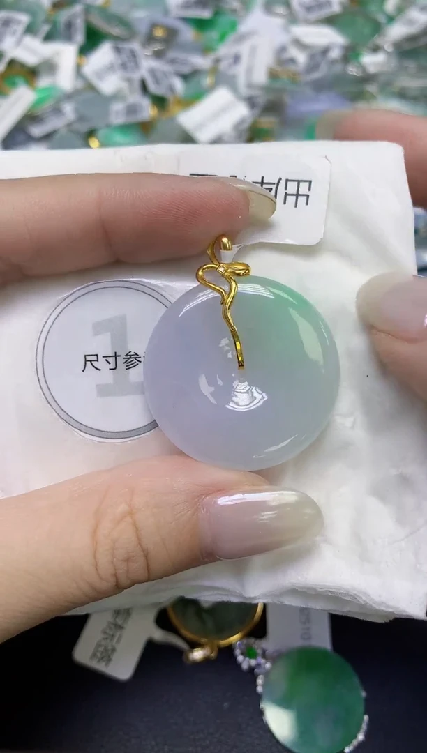 颈饰18K金镶嵌翡翠天然缅甸翡翠A货百元以上9元证书费自理