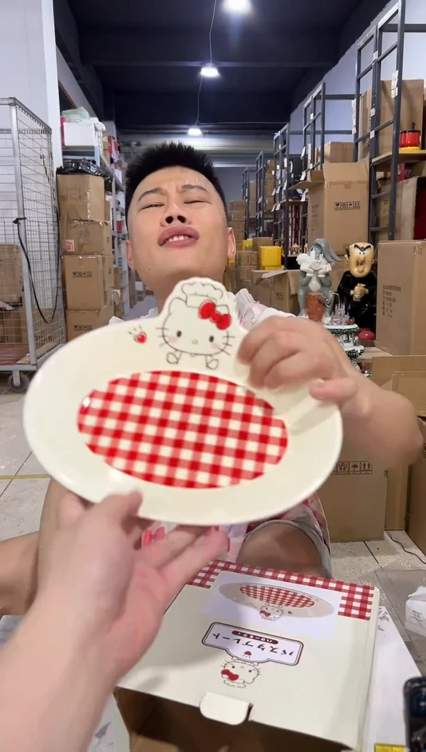 瓷片原盒kt猫红格子餐盘