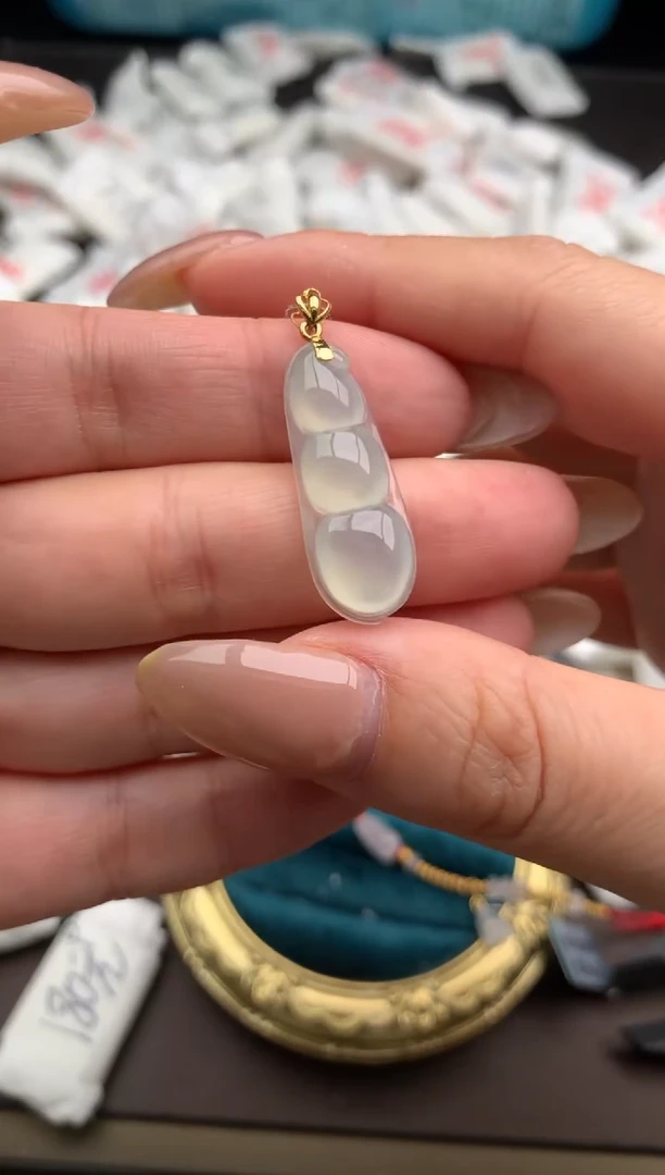 【闪购商品】翡翠颈饰18K金镶嵌 一