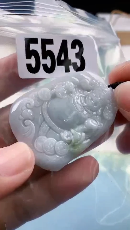 【闪购商品】翡翠挂件未镶嵌天然翡翠吊坠挂件