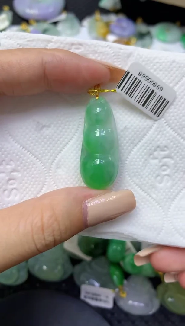 颈饰18K金镶嵌翡翠天然缅甸翡翠A货