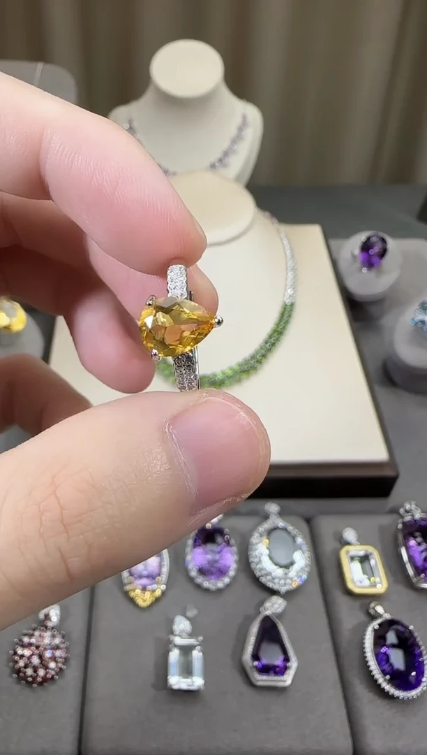 银S925镶嵌戒指黄晶10*8mm戒指水滴设计款