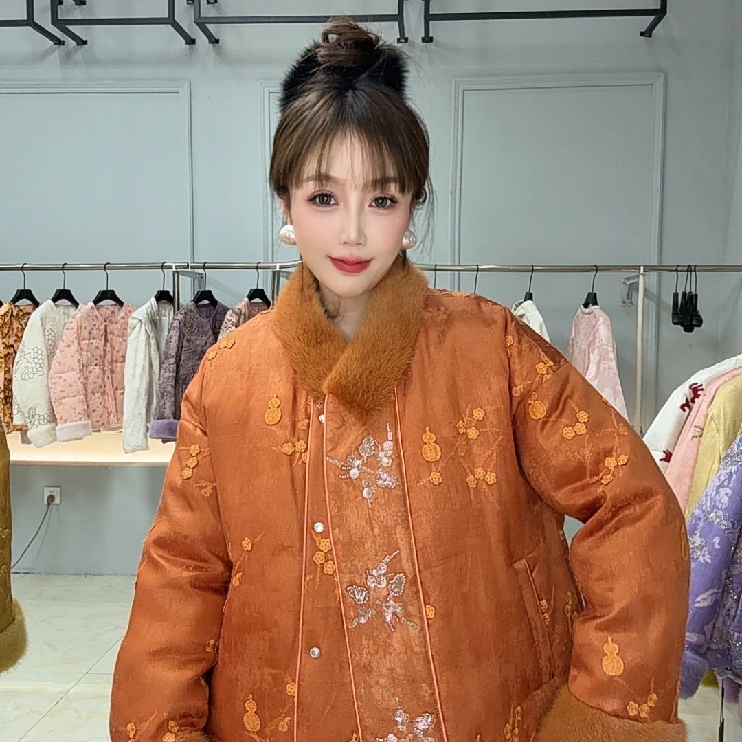 JDJ洁哥2025新款国风鹅绒水貂毛领重工刺绣羽绒外套25878
