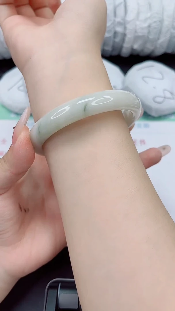 石英质玉手镯未镶嵌76-62/63