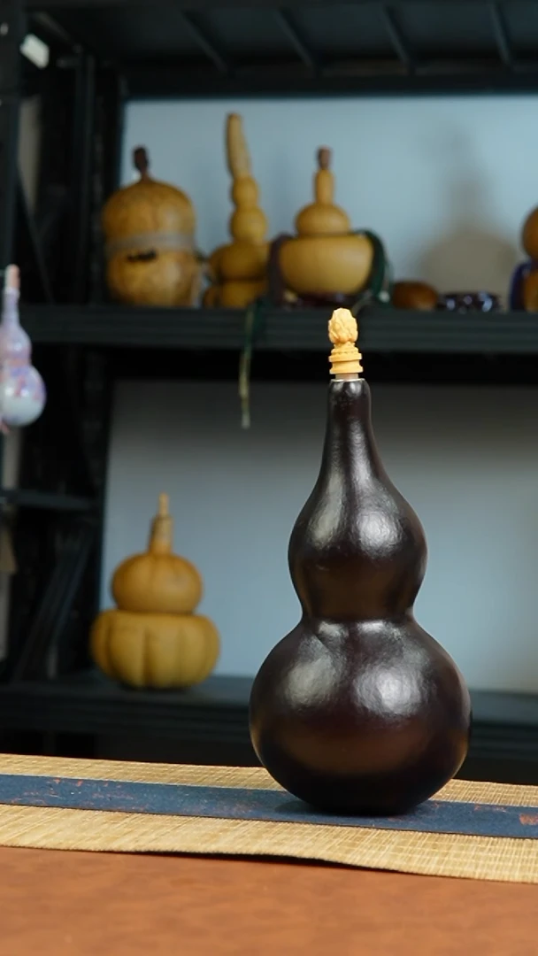 925号 天然热水酒葫芦 一物一拍（有瑕介意勿拍）