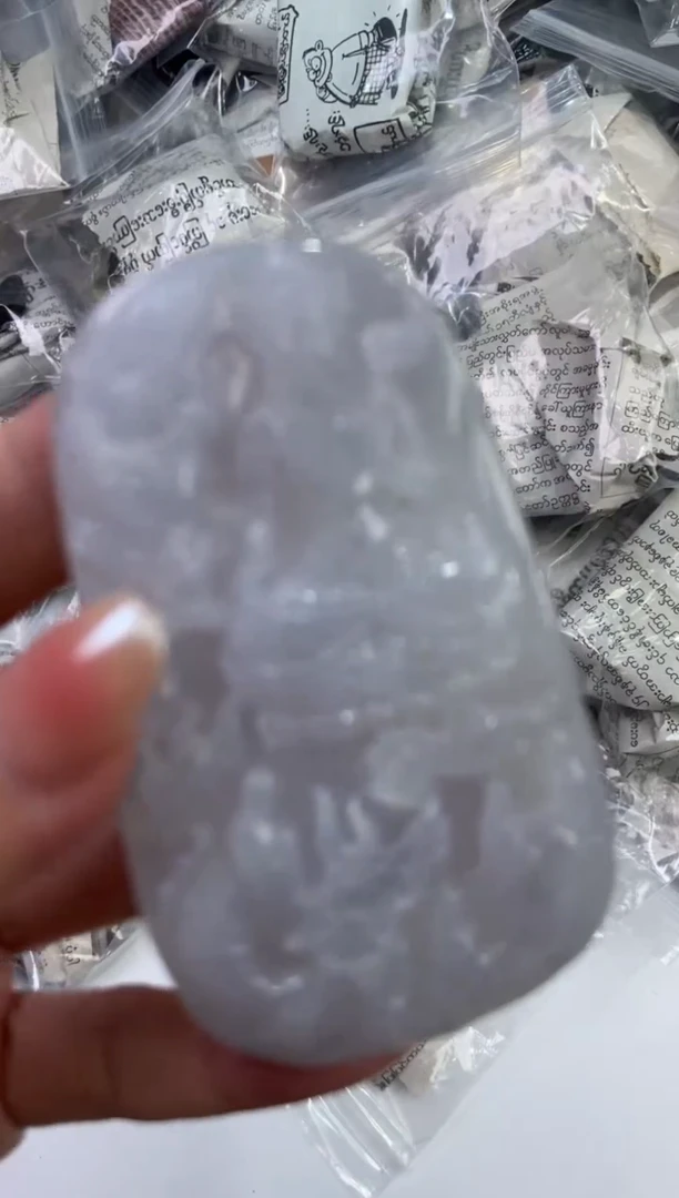 翡翠挂件未镶嵌2223060