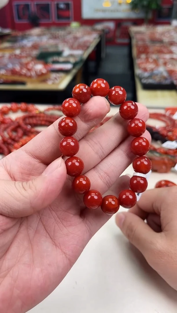 未镶嵌瓦西手串12+南红玛瑙一个/条