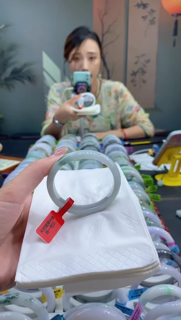 未镶嵌手镯翡翠000039497