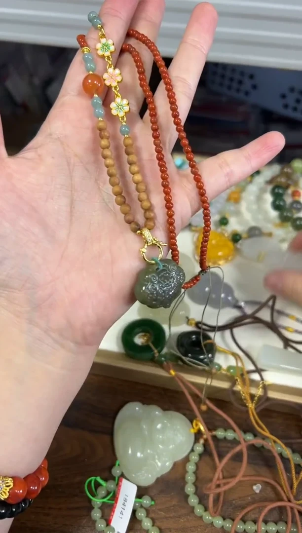 项链未镶嵌和田玉和田玉如意檀香木项链[2679]