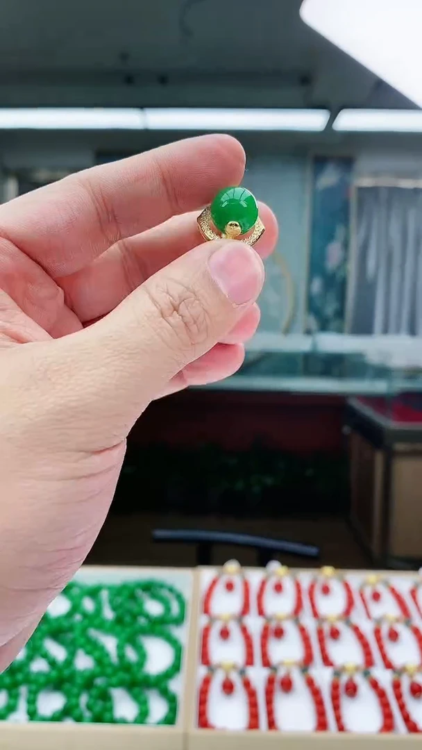 【闪购商品】翡翠戒指14K金镶嵌J1戒指