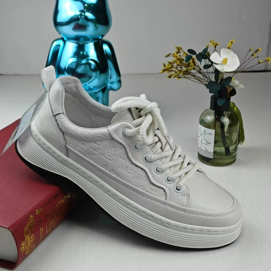 《宝马》阿道森男鞋秋季新款鞋舒适透气休闲运动皮面鞋时尚软底