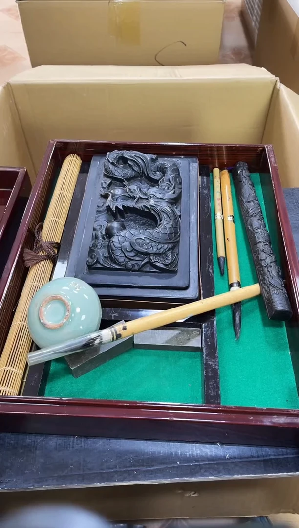 如图所示 阁集工艺品