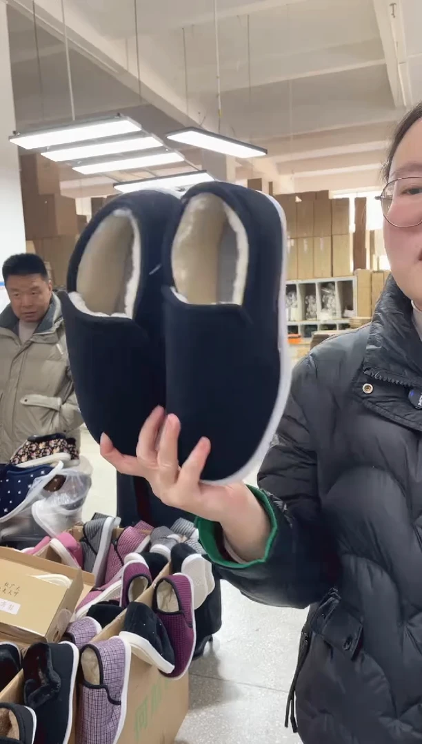 手工纳地黑色棉鞋42码