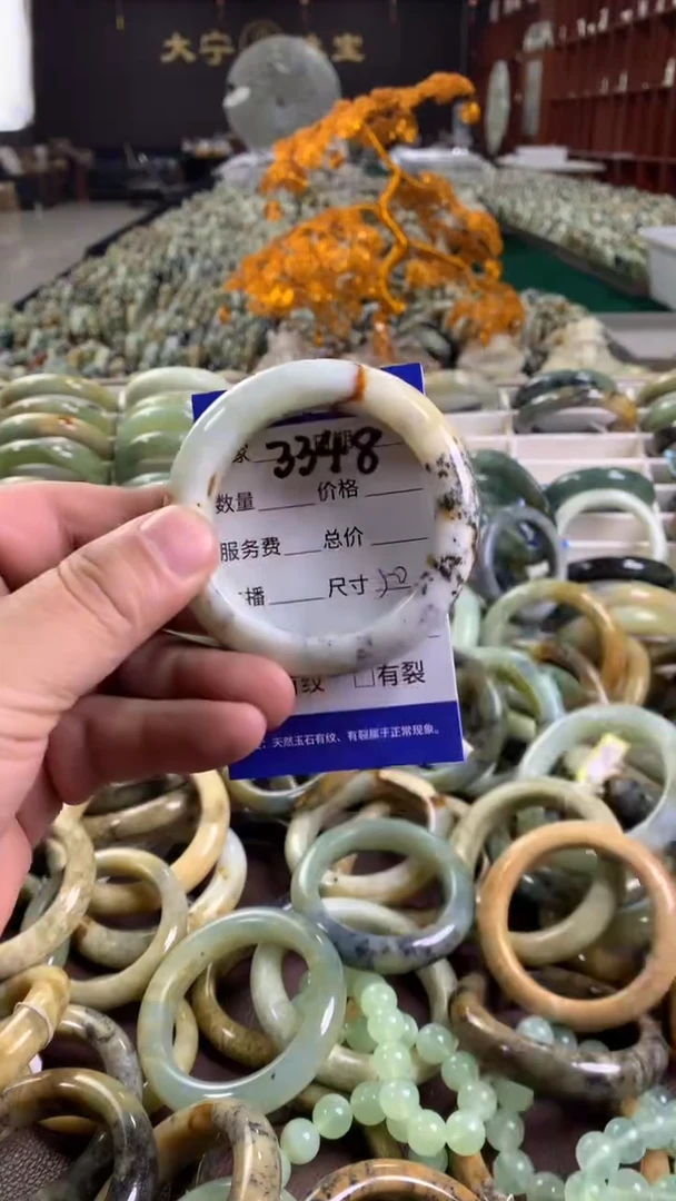 未镶嵌蛇纹石玉手镯3348