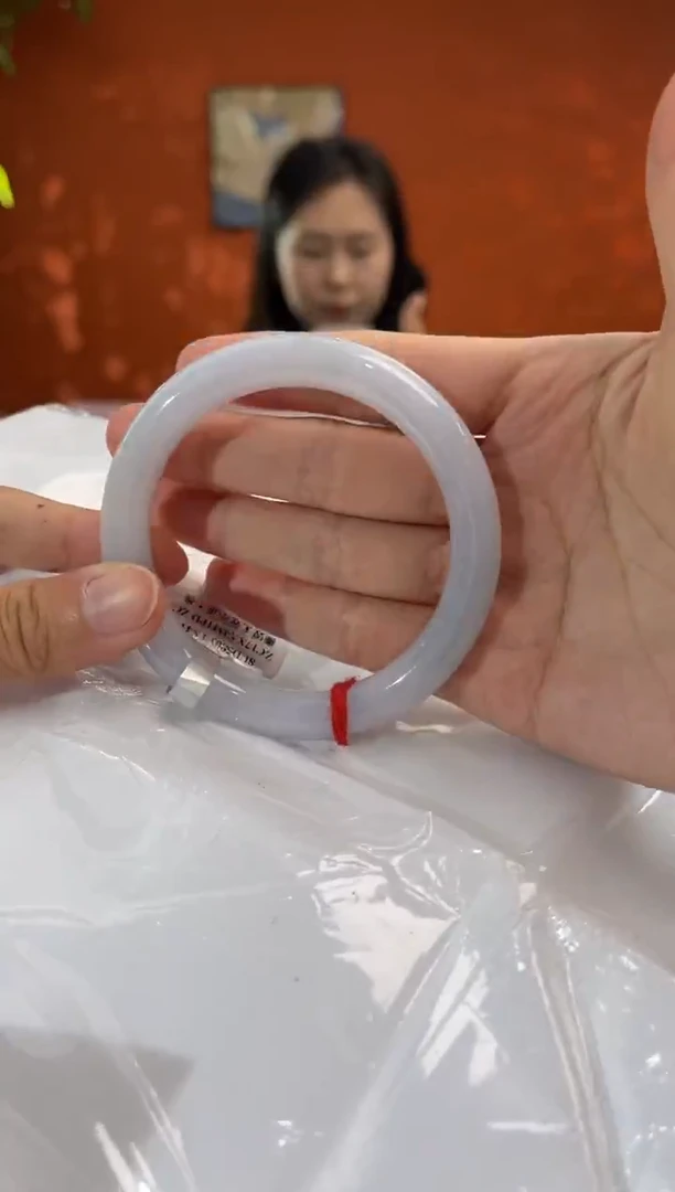 未镶嵌手镯翡翠10 56