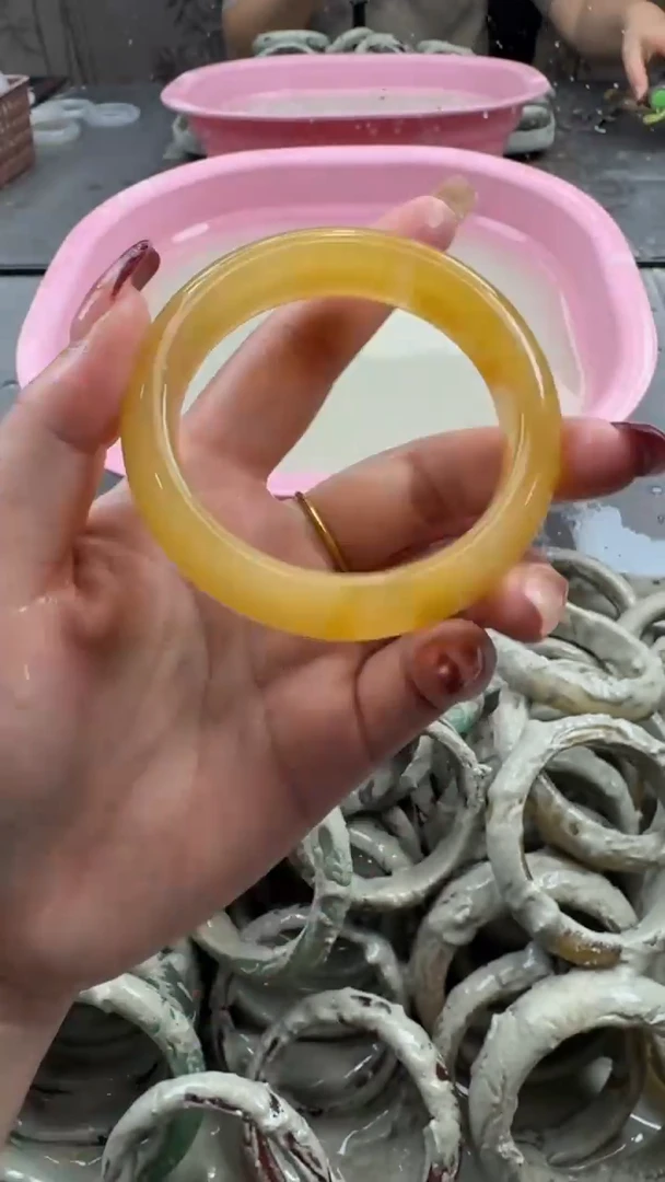 未镶嵌手镯石英质玉4