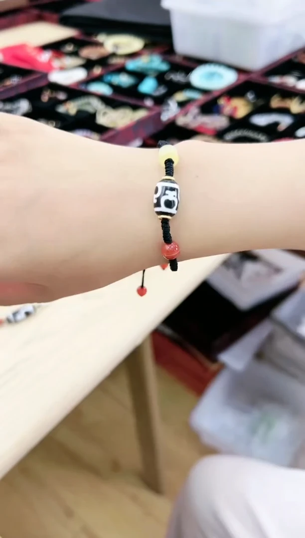 【闪购商品】玛瑙/玉髓手绳未镶嵌瓶子玛瑙手绳