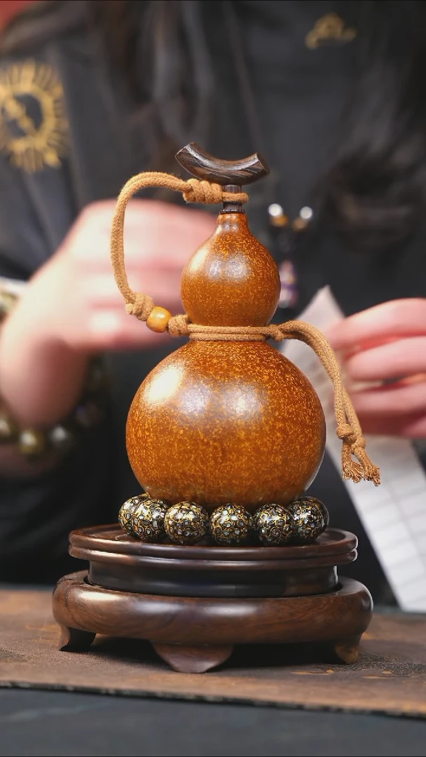 【闪购商品】YP106大漆酒葫芦不包手串及旋转底座