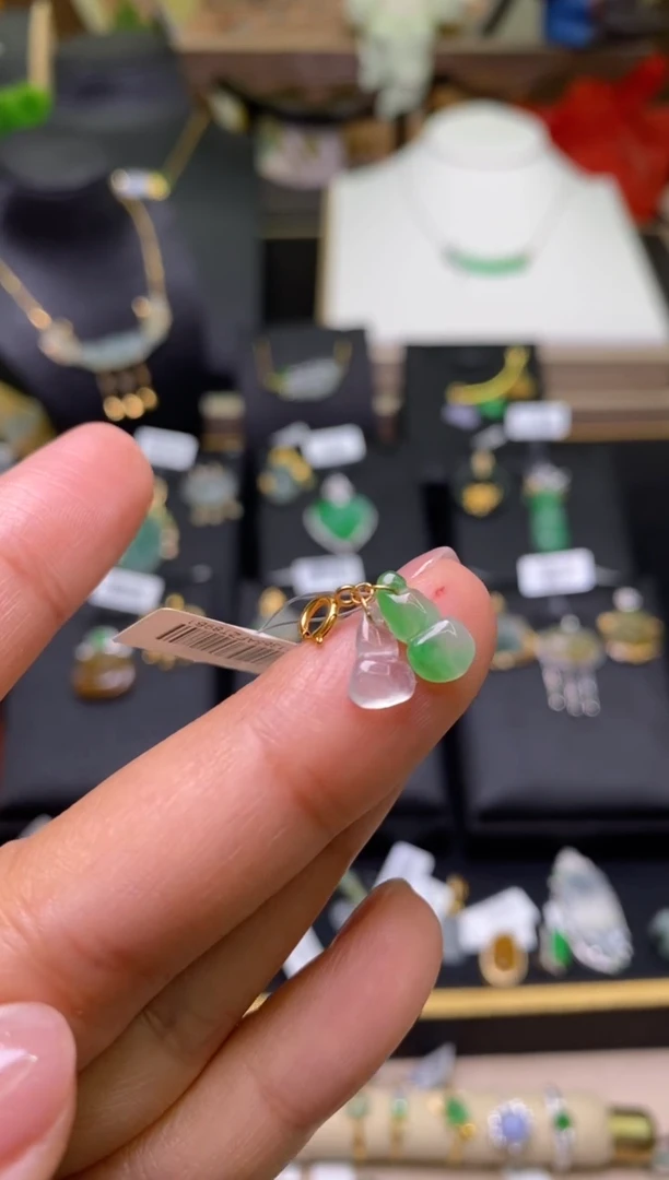 【闪购商品】翡翠颈饰18K金镶嵌净货17972