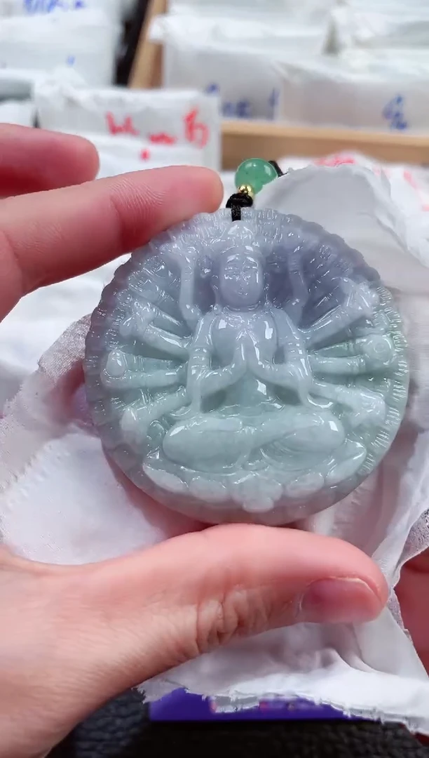 【闪购商品】翡翠颈饰未镶嵌00006593