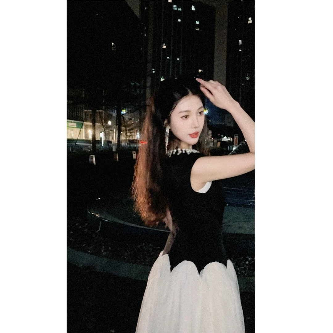 六爻定制 法式赫本风名媛显瘦优雅时尚连衣裙 9782