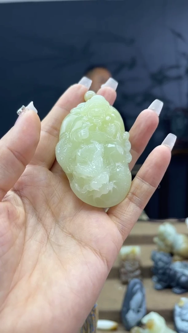 颈饰未镶嵌和田玉1