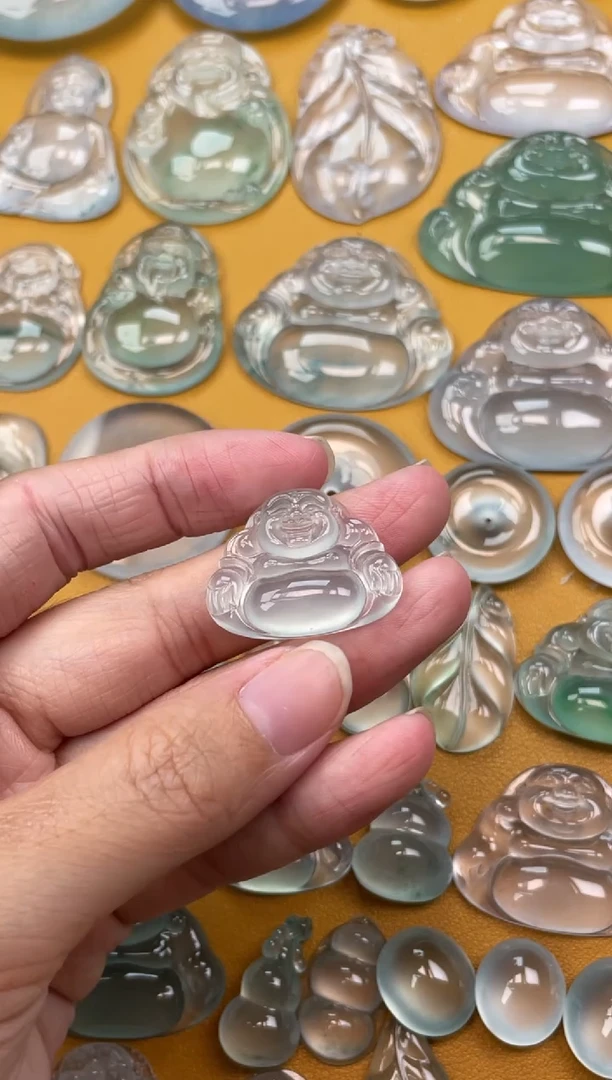 翡翠未镶嵌吊坠(不含链)佛公 20.8 26 5.6