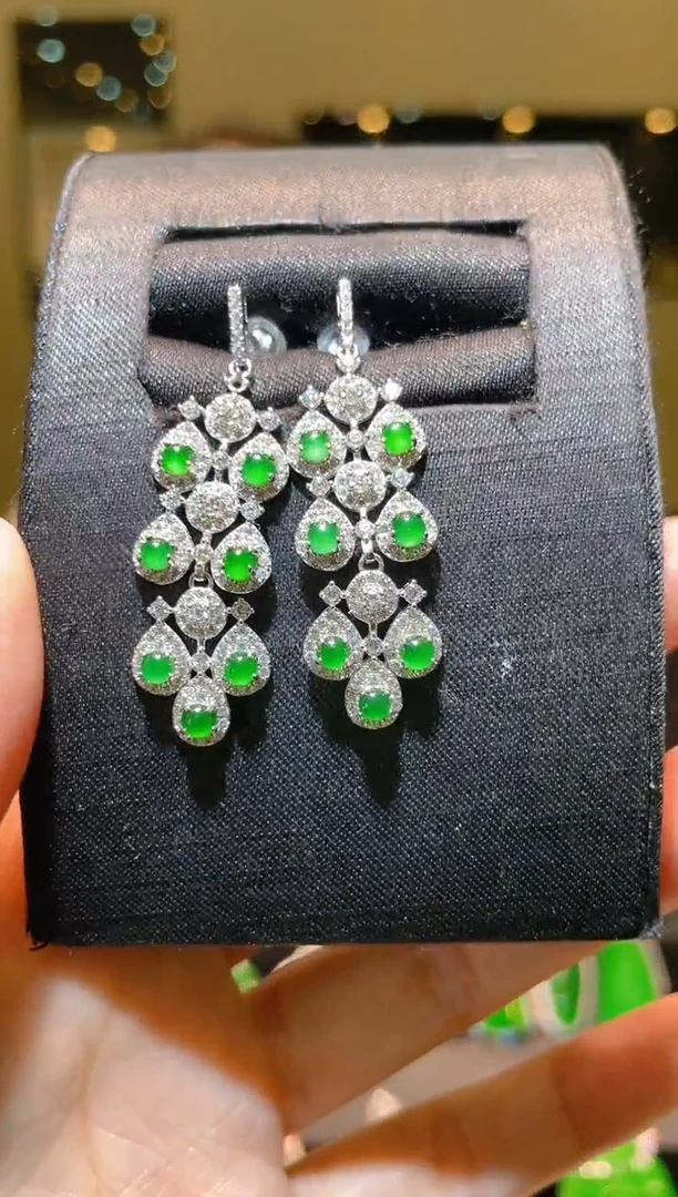 【闪购商品】翡翠吊坠(不含链)银S925镶嵌A8