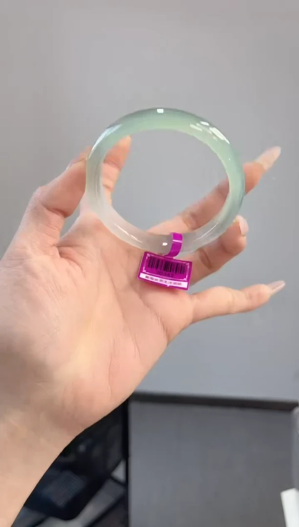 【闪购商品】玛瑙/玉髓手镯未镶嵌59-60圈