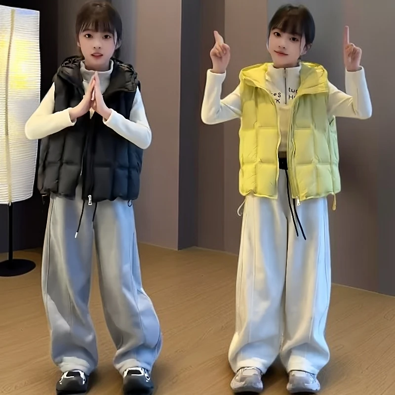 女童冬季新款洋气加厚保暖连帽棉马甲韩系纯色简约百搭马夹外套潮