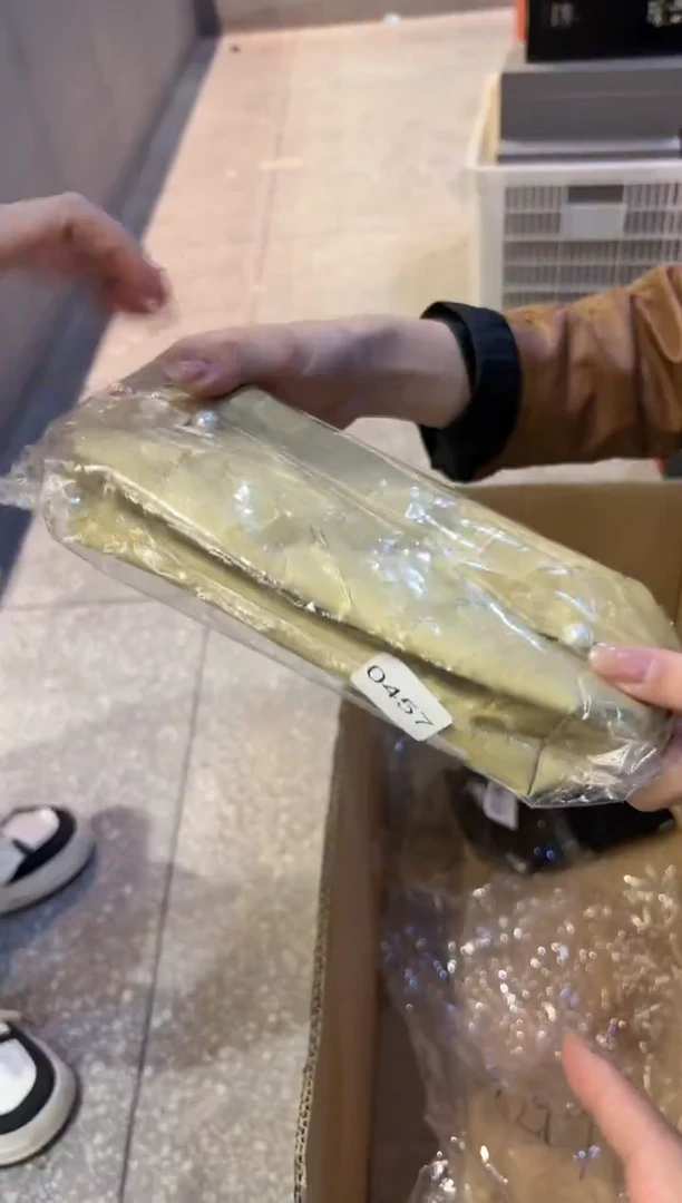 瓷片      @@RW0111