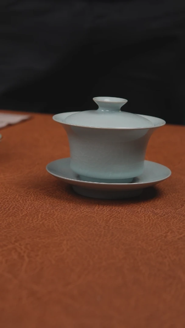 【闪购商品】杯一级仿古月白支钉小马蹄盖碗