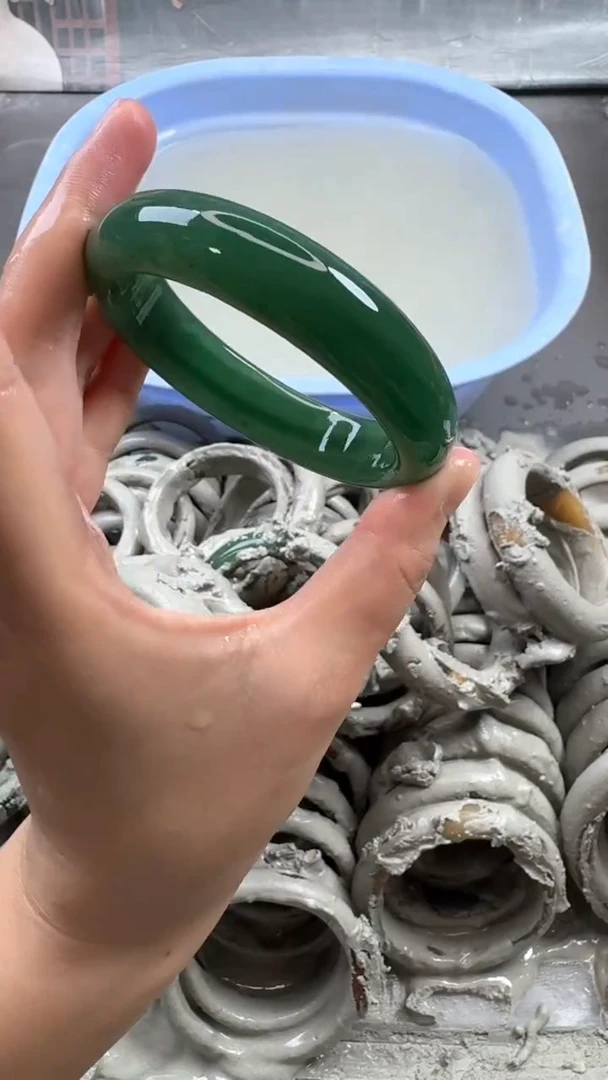 石英质玉手镯未镶嵌1 62