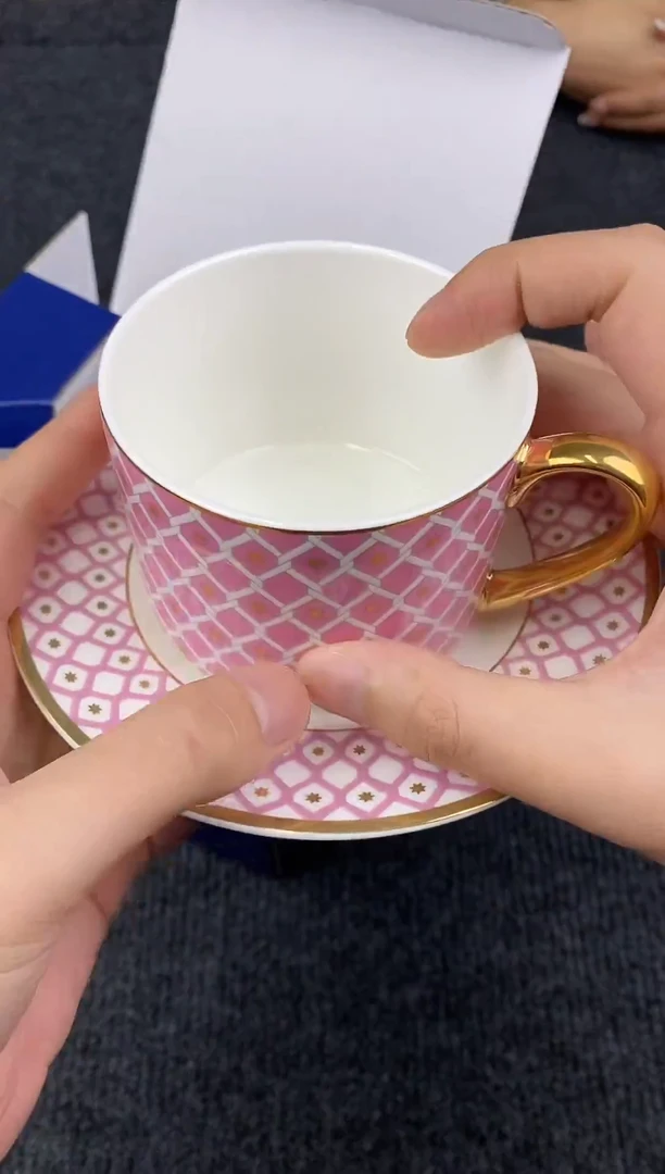 瓷片手工商品，没有品牌