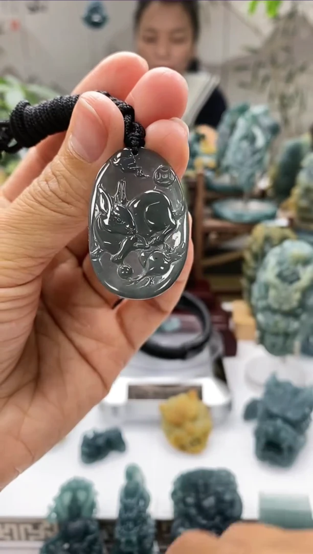 颈饰未镶嵌翡翠翡翠
