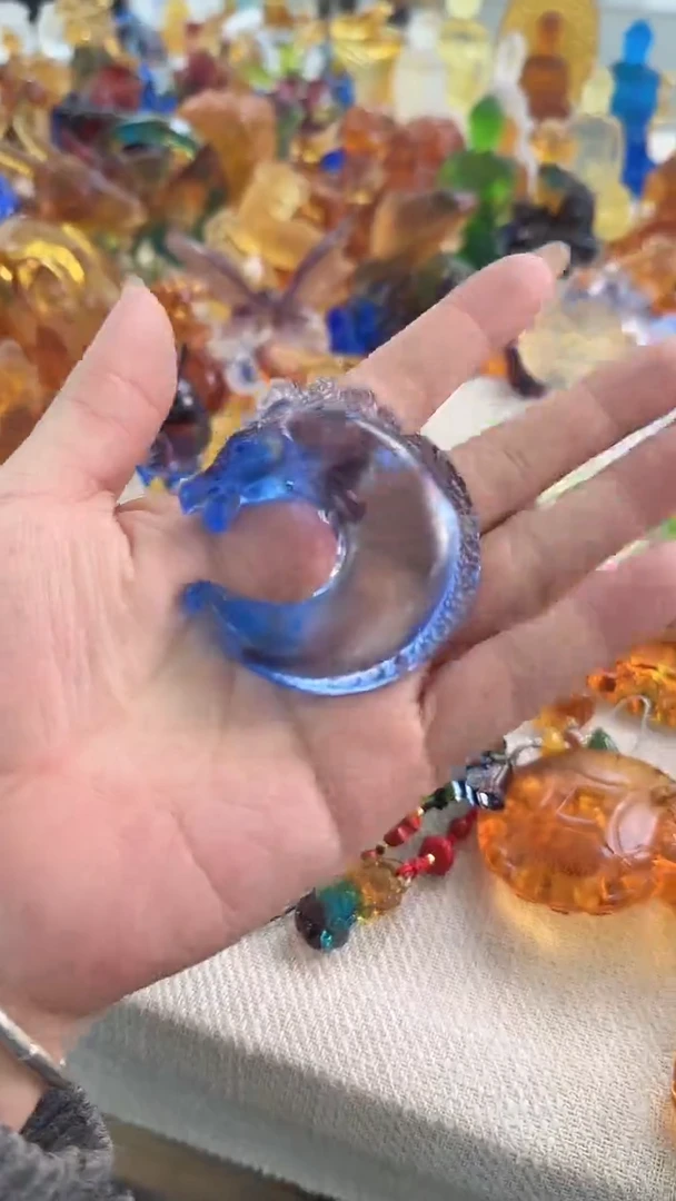 手工艺品琉璃月亮马