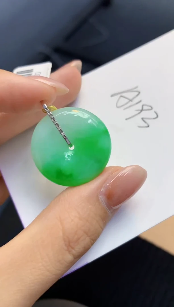 颈饰18K金镶嵌翡翠天然A货缅甸翡翠百元以上9元证书费自理