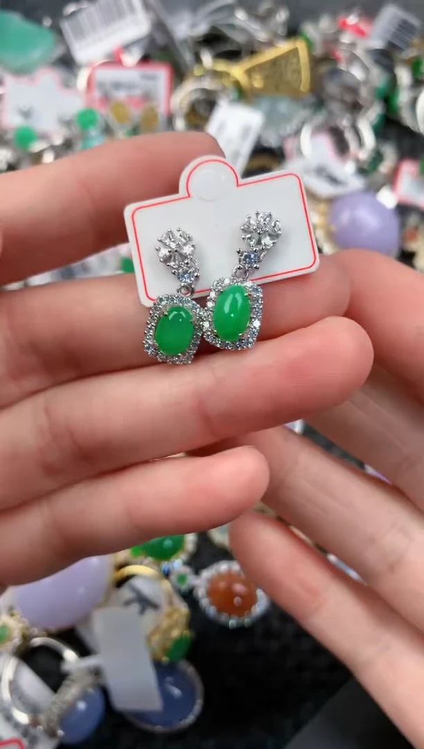 银S925镶嵌戒指翡翠888      6