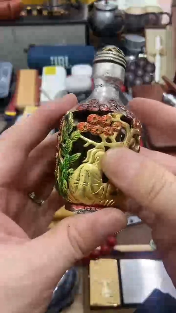 瓷片闪购商品 如图所示