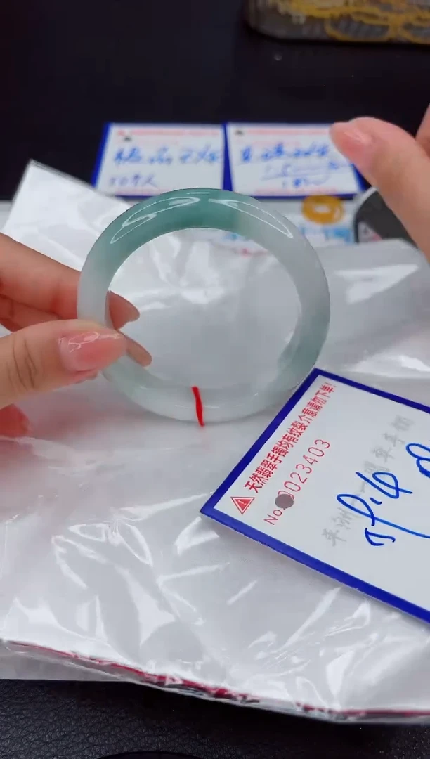 翡翠手镯未镶嵌111111111111