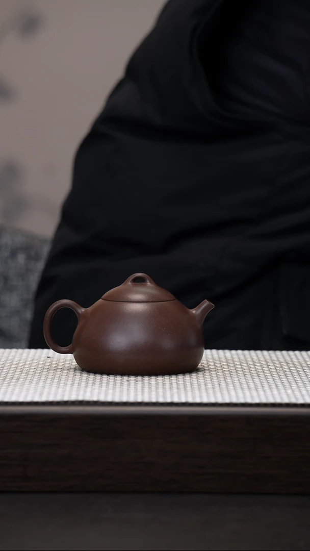 【闪购商品】紫砂茶壶紫砂壶 老紫泥 秦权壶 160cc