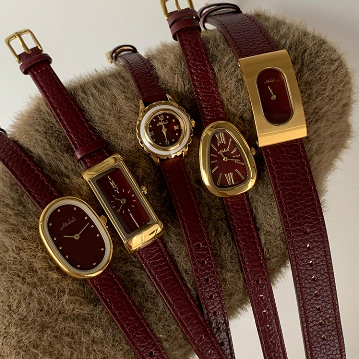 WENEED安可拉红手表女款高级感时尚显白小众轻奢真皮女士石英腕表