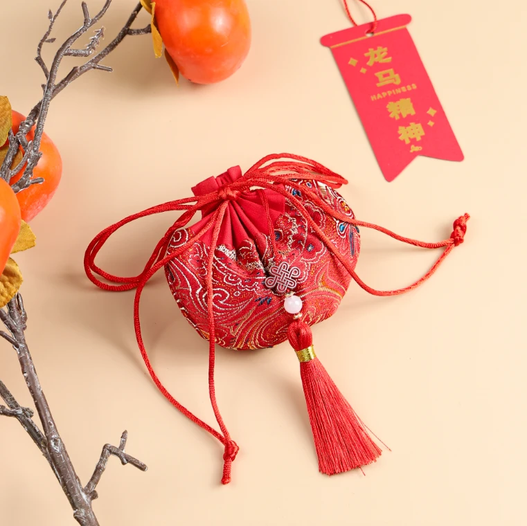 清秽香囊合香香包一个（多样性发其一）送上签挂牌