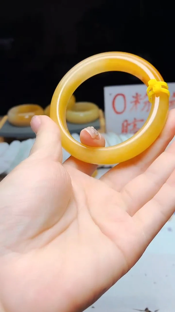 石英质玉手镯未镶嵌267-60