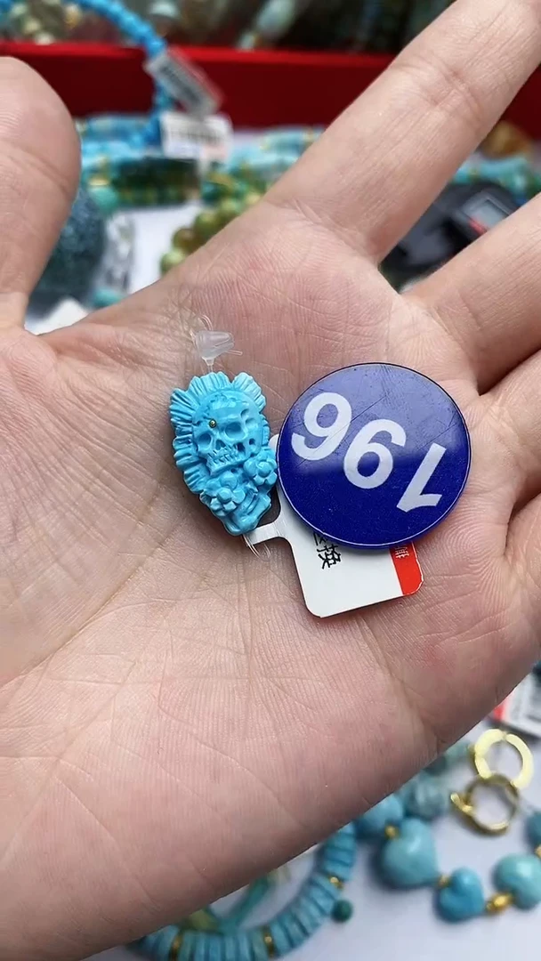 【闪购商品】绿松石雕刻件未镶嵌196