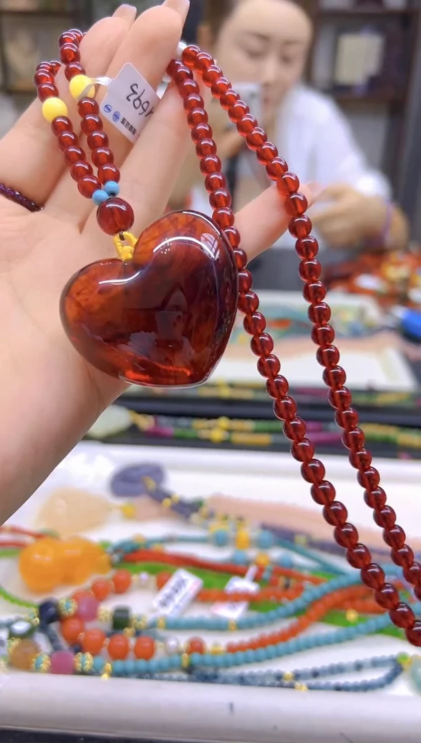 未镶嵌毛衣链血珀DIY款M693