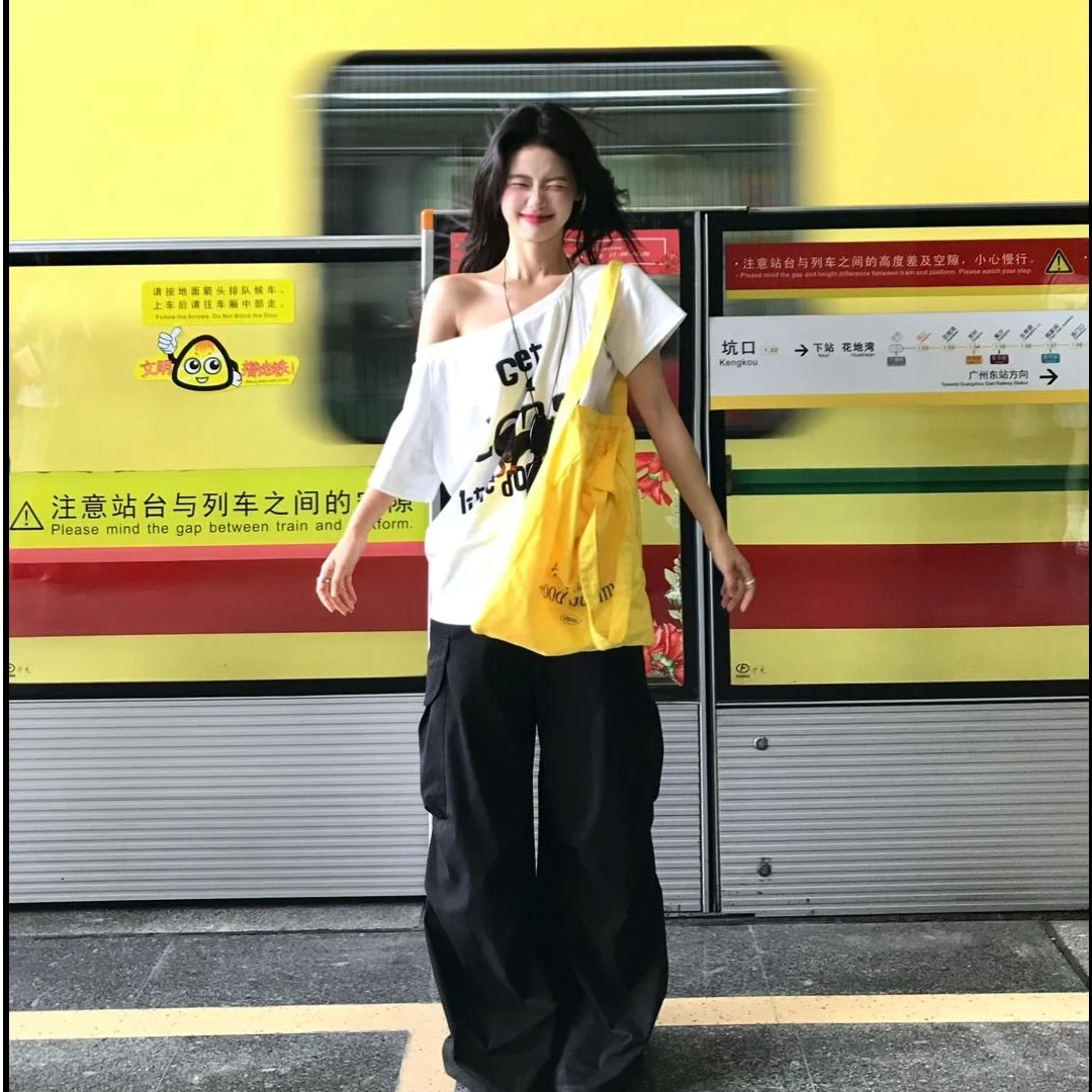 2025夏季新款时尚打底宽松短袖上衣气质显瘦洋气休闲百搭性感辣妹